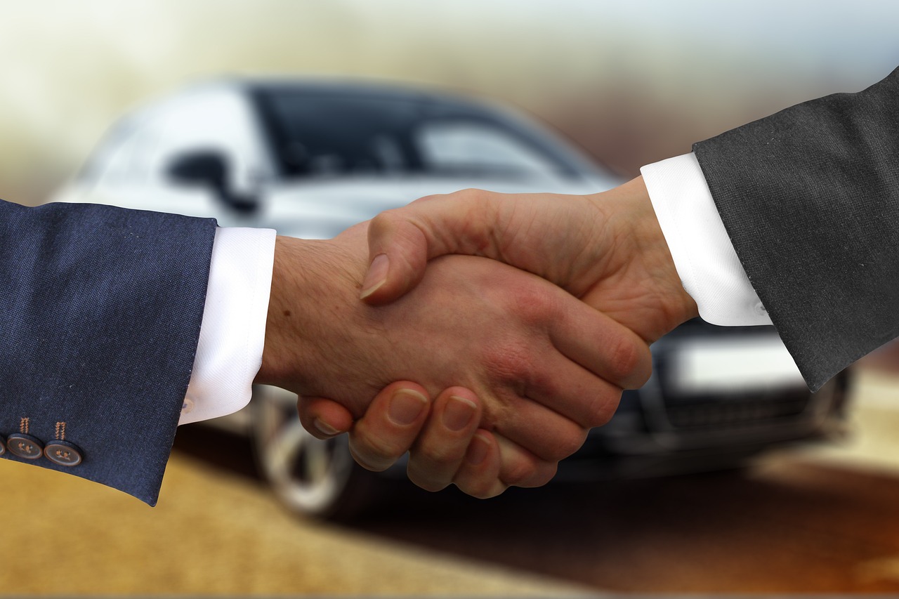 Paskola automobiliui ar automobilių lizingas?